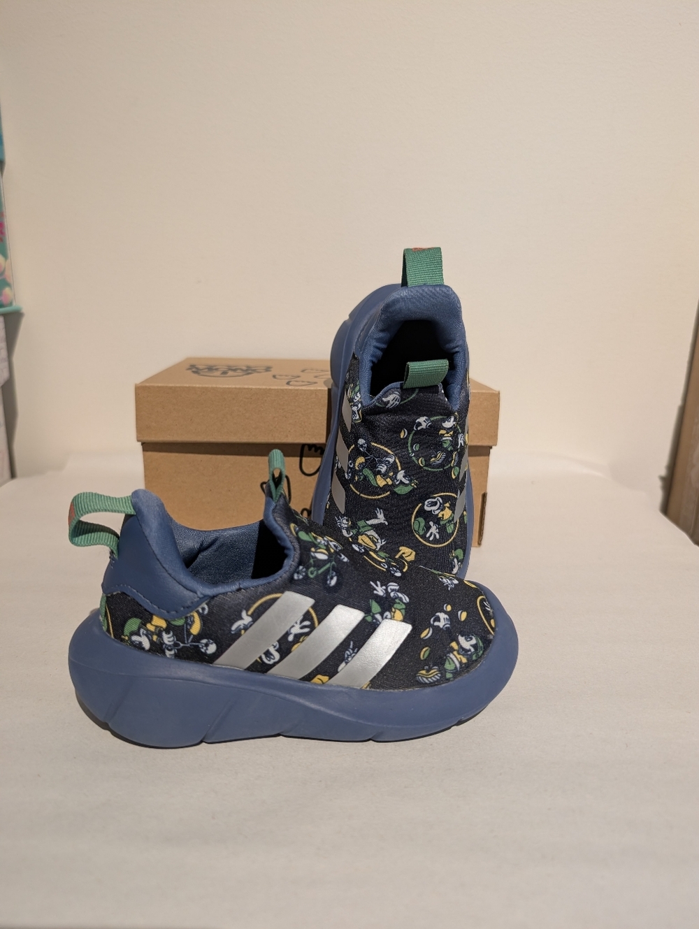 Adidas Disney Mickey & Friends Monofit Size 6k